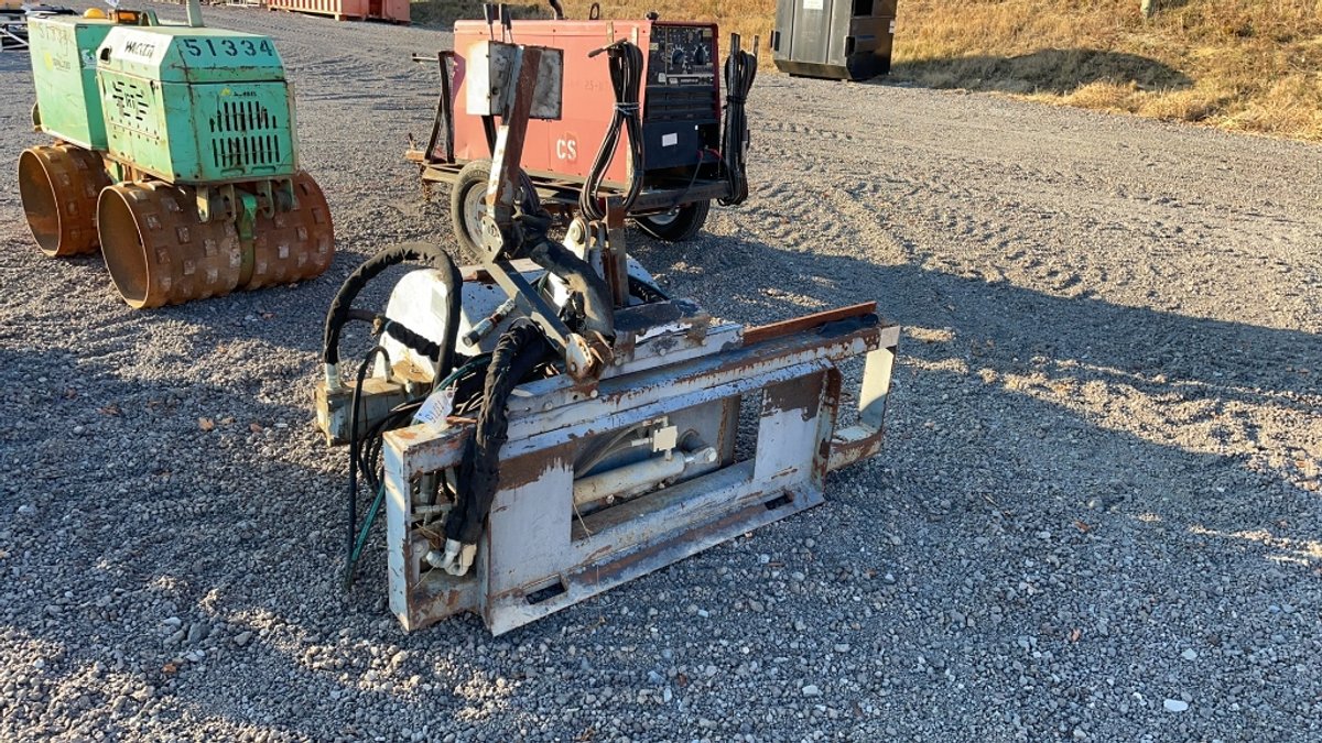 CONEGTEC APIII 600 24" SKID STEER COLD PLANER