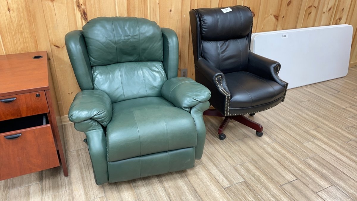 QTY 2) 1 BLACK OFFICE CHAIR, 1 GREEN RECLINER