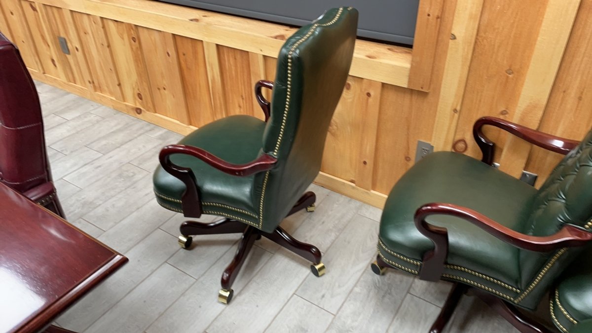QTY 10) GREEN OFFICE CHAIRS