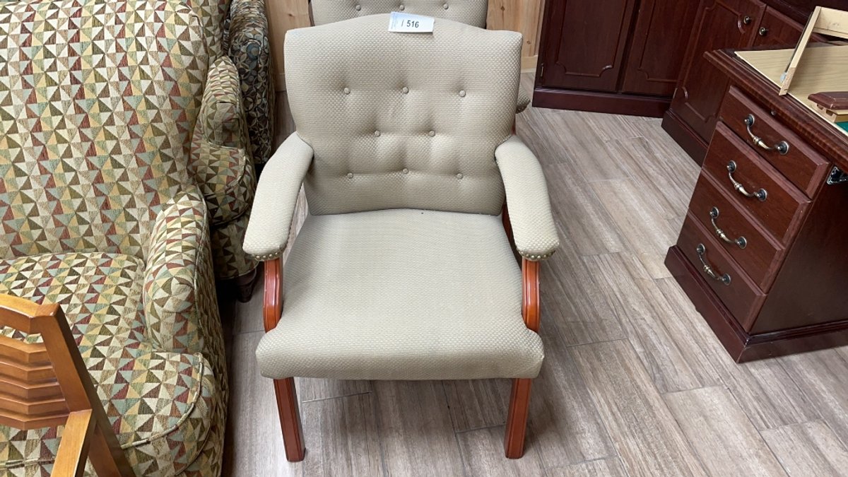 QTY 4) OFFICE CHAIRS