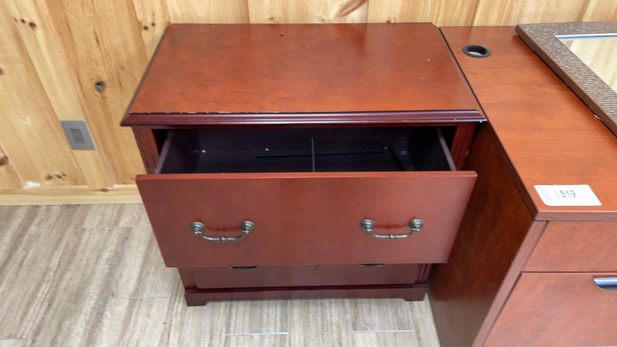 OFFICE DESK & FILE CABINET, MIRROR