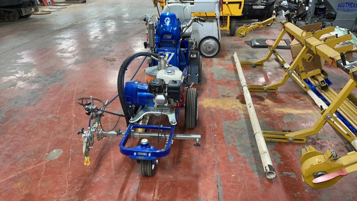 GRACO LINE LAZER 3900 STRIPING MACHINE