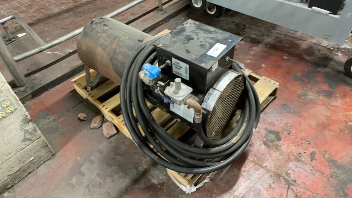 FLAGRO INDUSTRIES F400T PROPANE OR NATURAL GAS