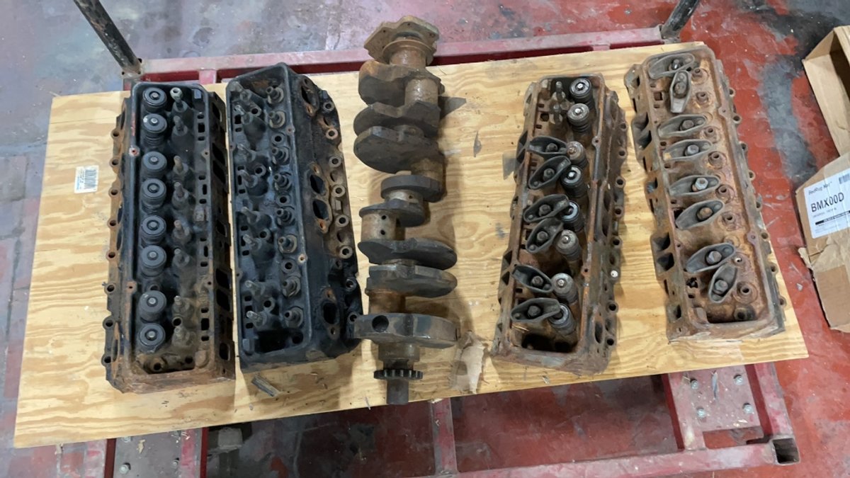 ROLLING CART SMALL BLOCK ENGINE PARTS