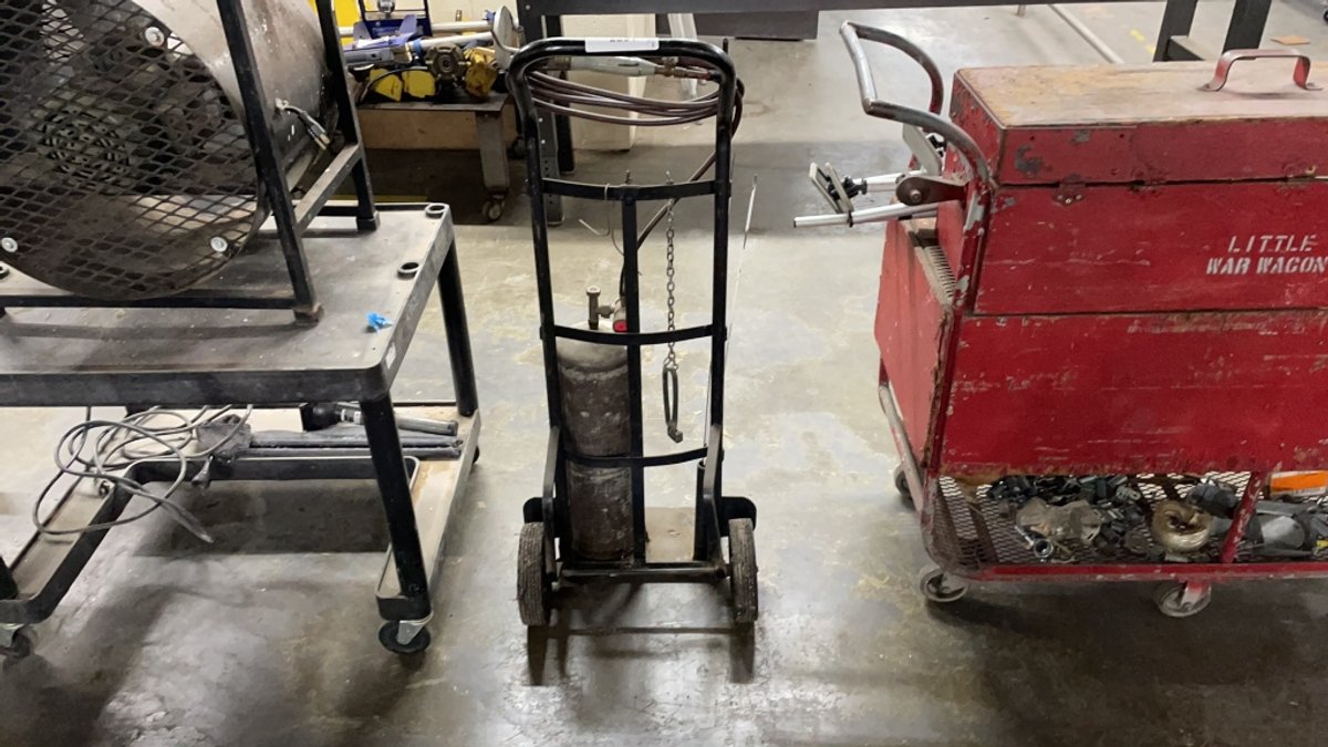 2 WHEEL DOLLY W/ ACETYLENE BRAZING TORCH