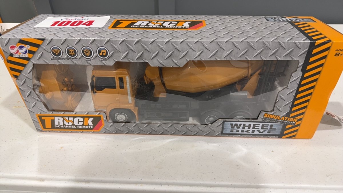 REMOTE CONTROL CEMENT TRUCK TOY
