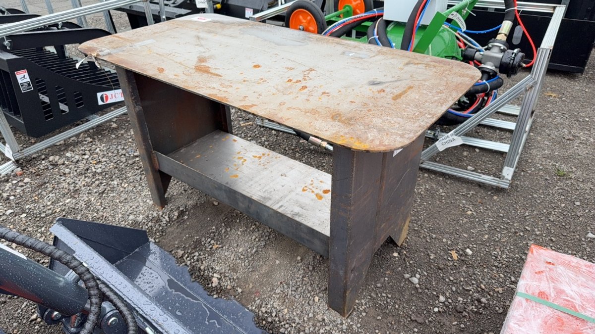 29" X 58" WELDING TABLE