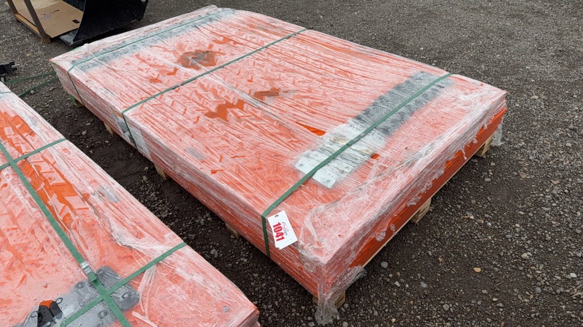 QTY 12) 4' X 7' GROUND PROTECTION MATS