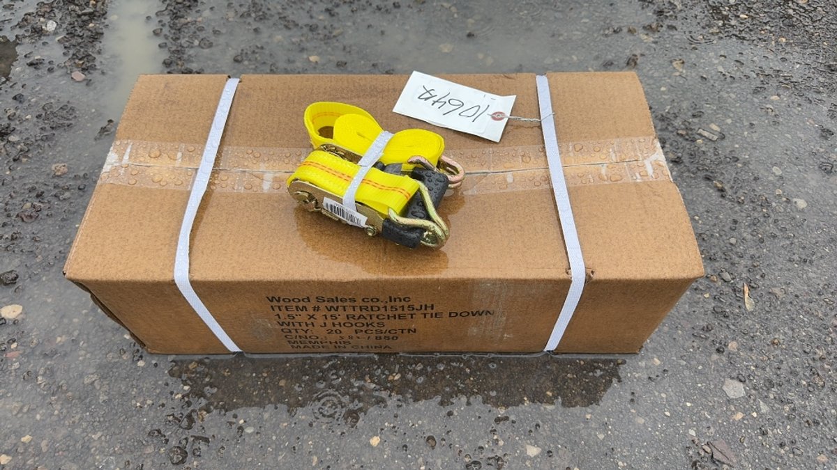QTY 20) 1.5" X 15' RATCHET TIE DOWN