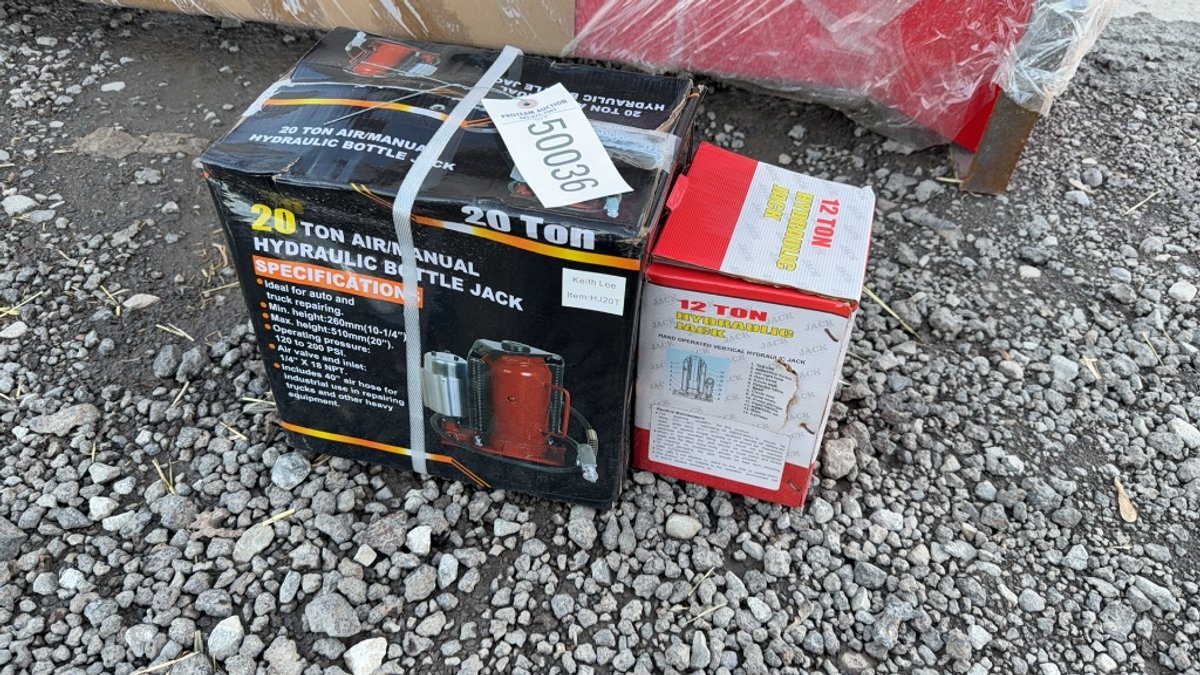 QTY 1) 20 TON AIR / HYD BOTTLE JACK
