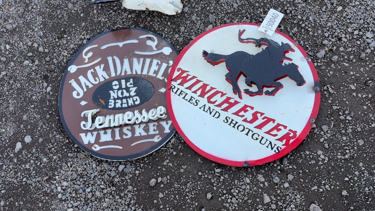 QTY 2) METAL SIGNS