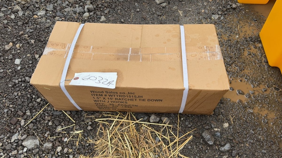 QTY 20) 1.5" X 15' RATCHET TIE DOWN