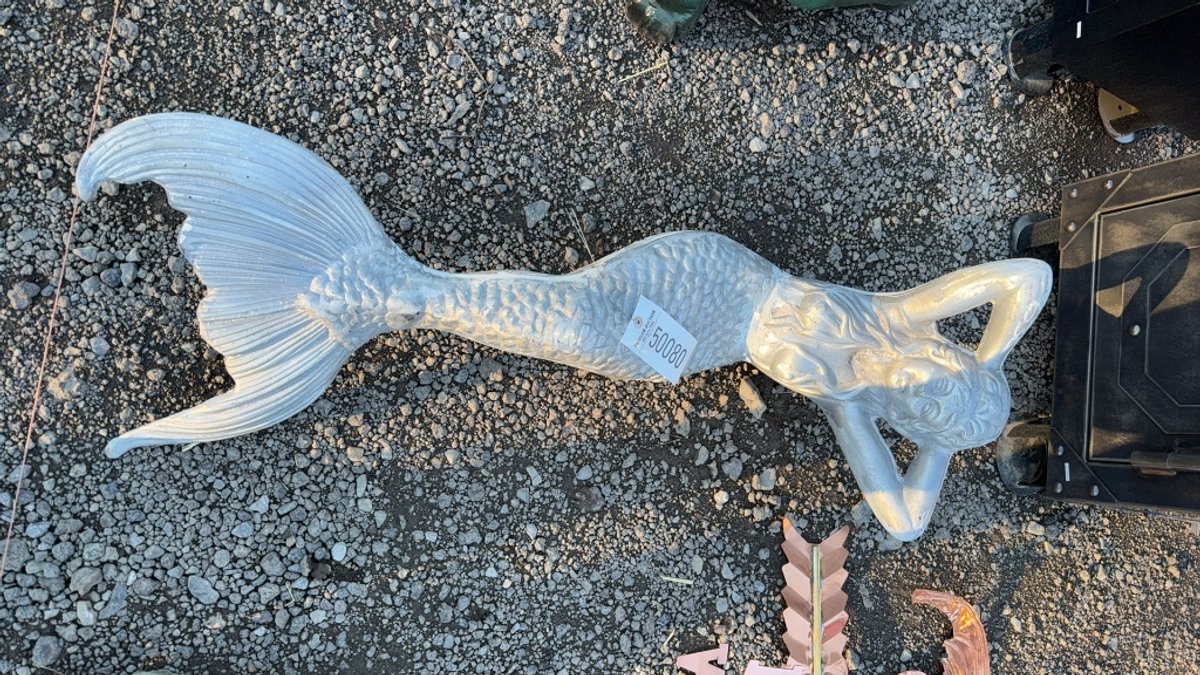 MERMAID STATUE