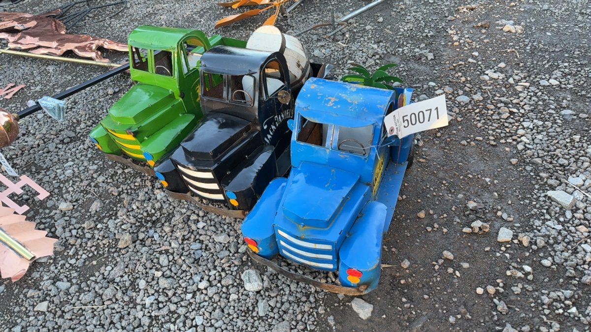 QTY 3) METAL TRUCKS