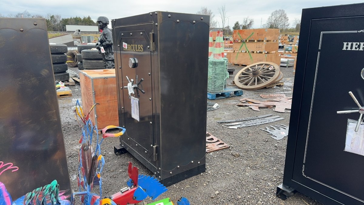 HERCULES 40" GUN SAFE