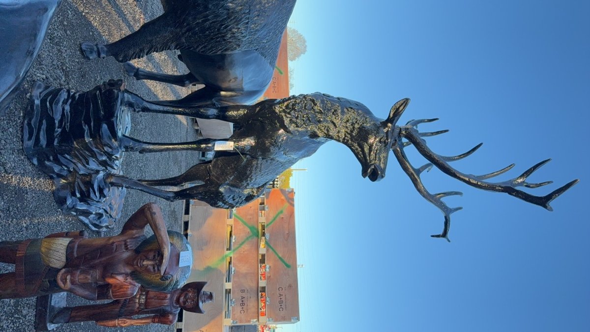 LARGE ELK STATUE