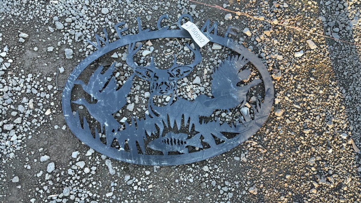 QTY 1) METAL SIGN