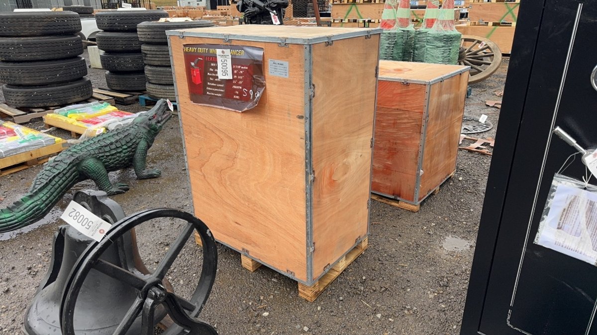 ELECTRIC WHEEL BALANCER