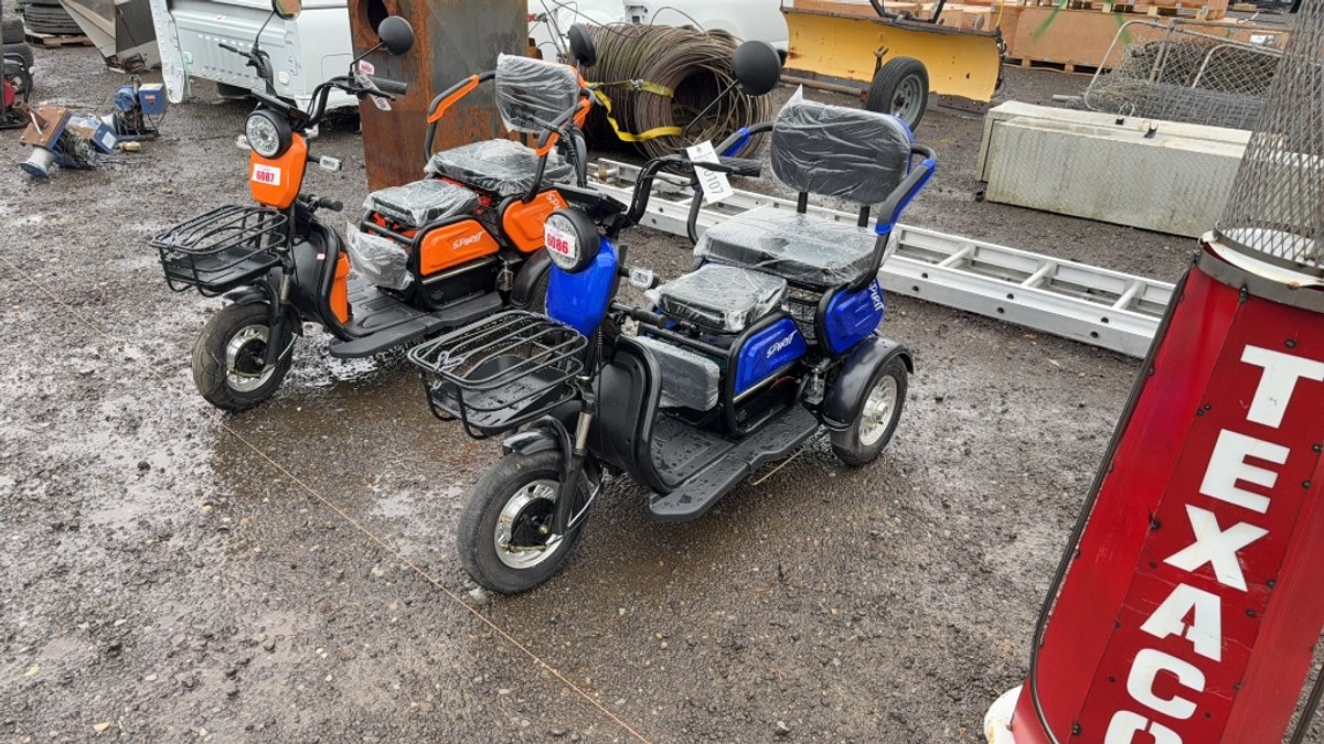 SPIRIT 3 WHEEL ELECTRIC SCOOTER