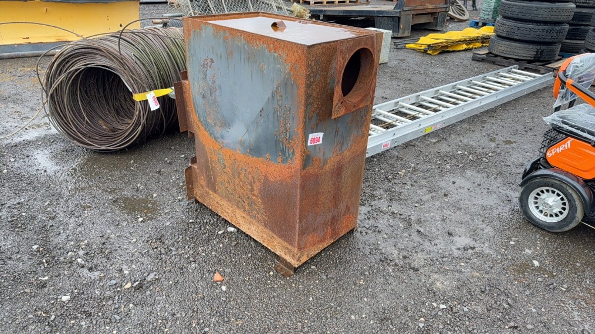 WOOD STOVE
