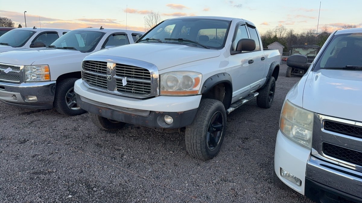 2006 DODGE 1500 TRUCK