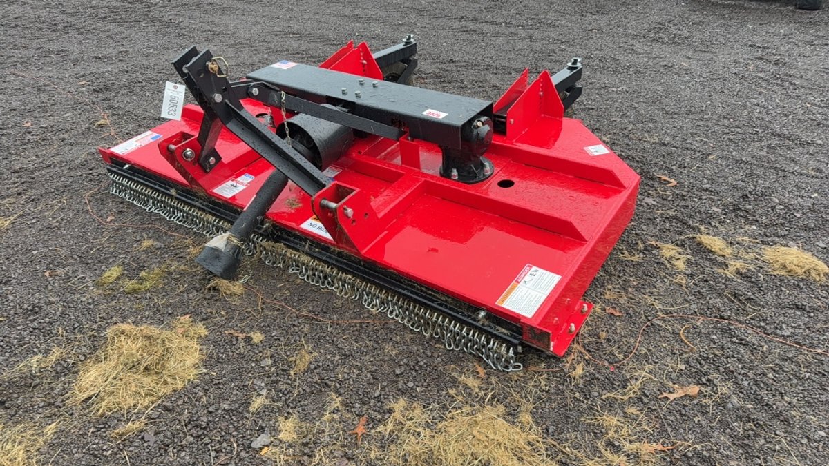 8' 3 POINT HITCH ROTARY CUTTER