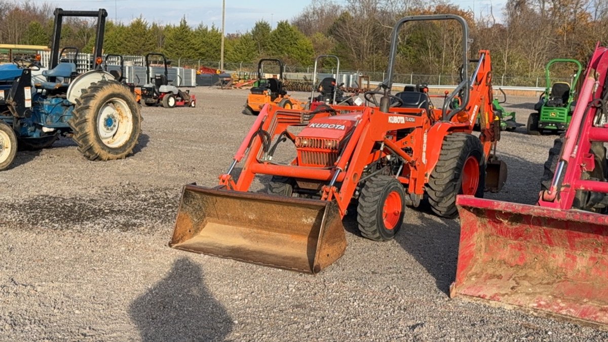 KUBOTA B20 TLB