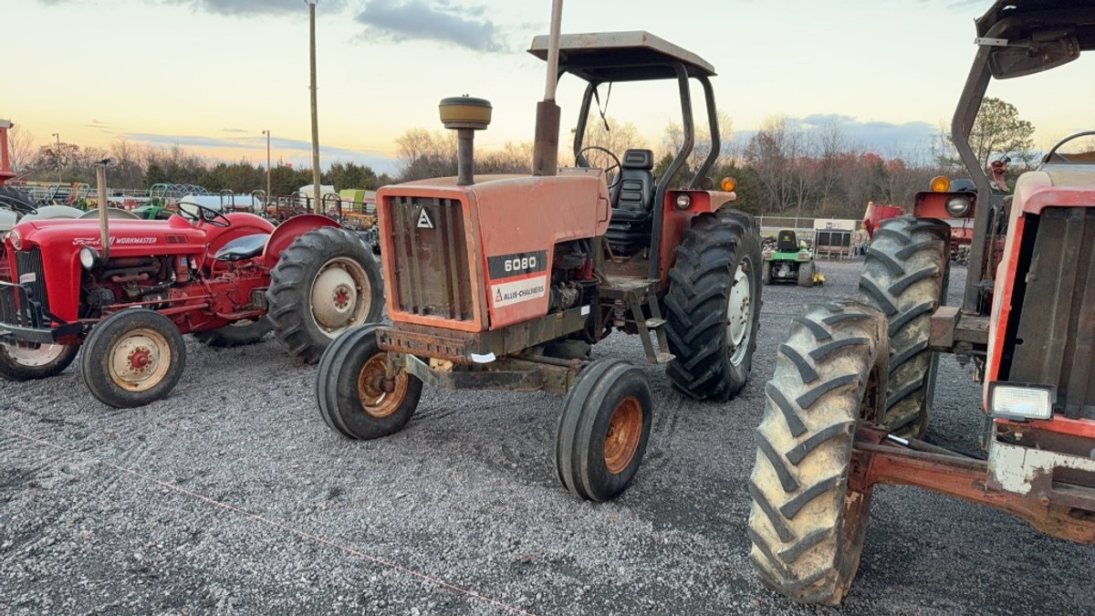 ALLIS CHALMERS 6080 TRACTOR