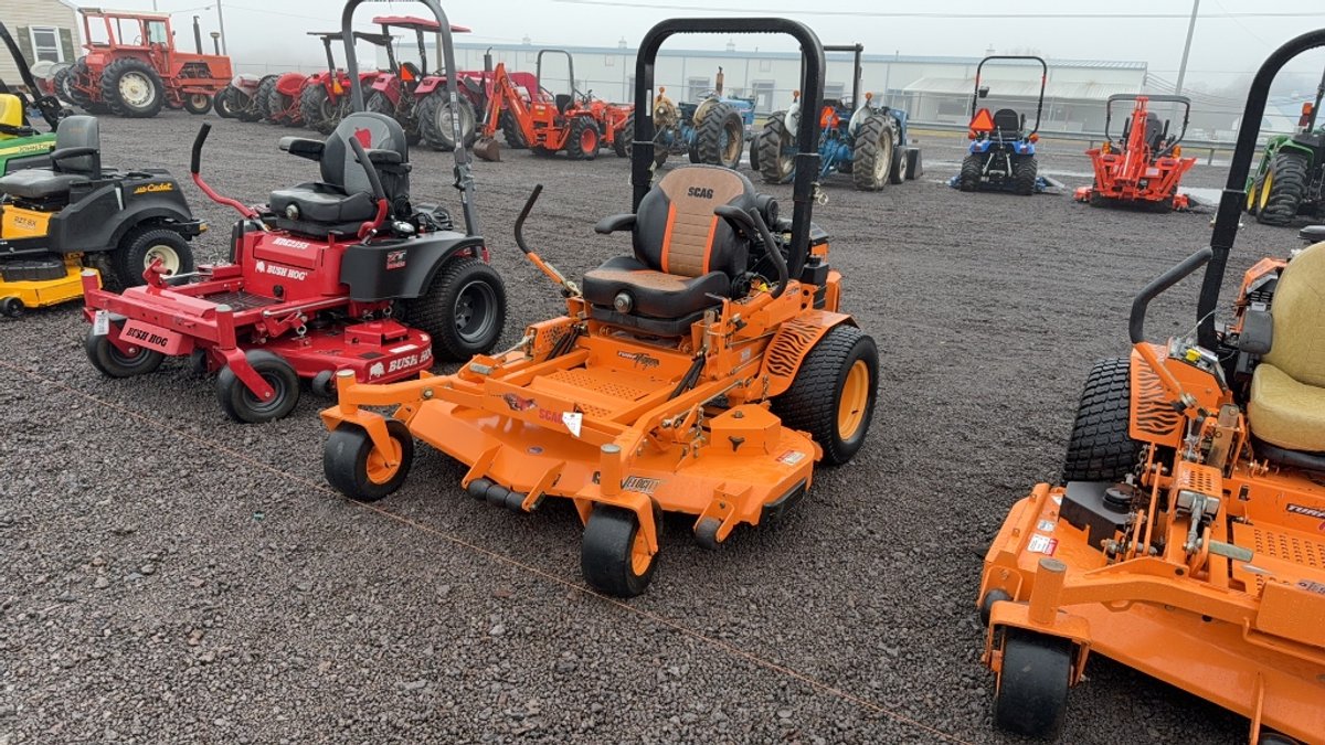 SCAG TURF TIGER ZERO TURN LAWN MOWER