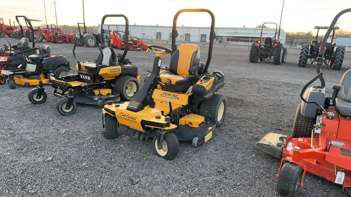 2015 CUB CADET TANK SZ ZERO TURN LAWN MOWER