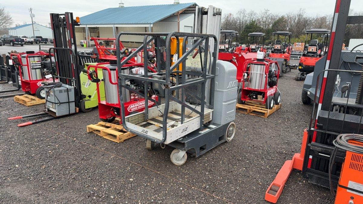 2007 JLG 20MVL ELECTRIC MAN LIFT