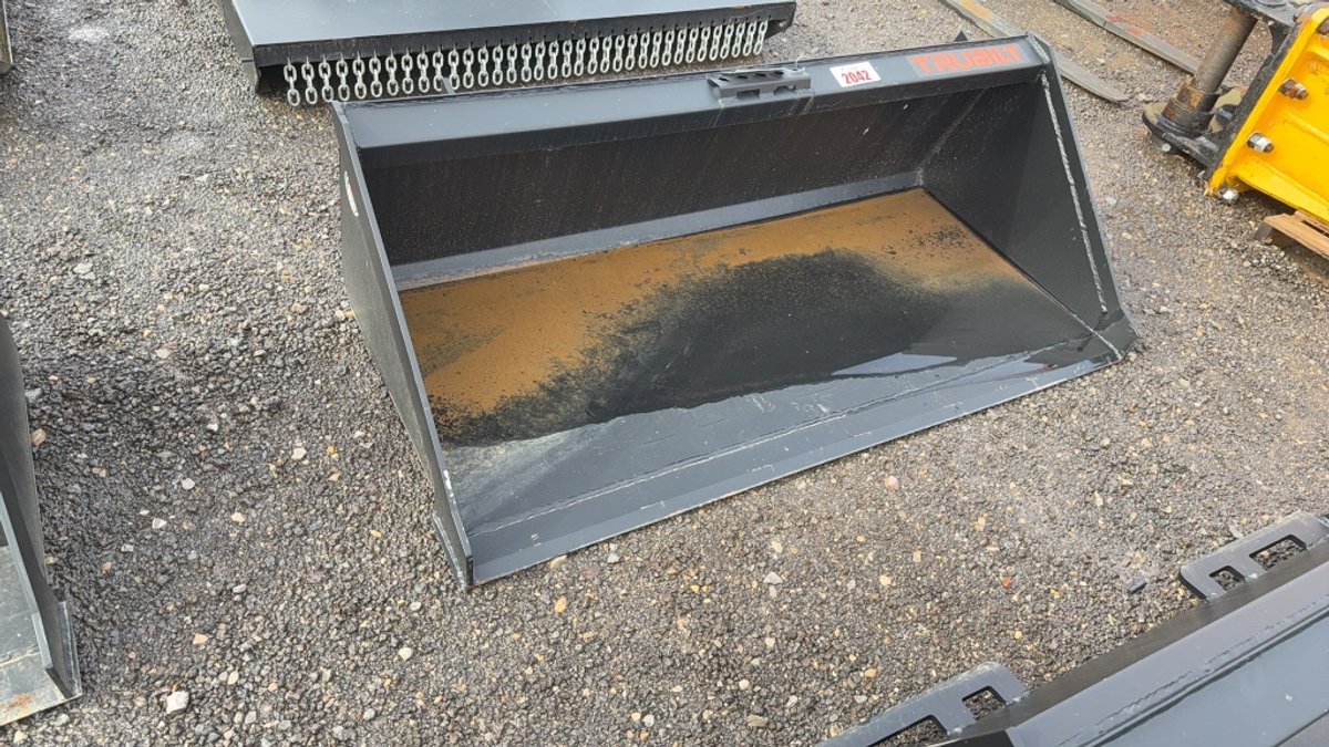 TRUBILT 60" SKID STEER SMOOTH BUCKET