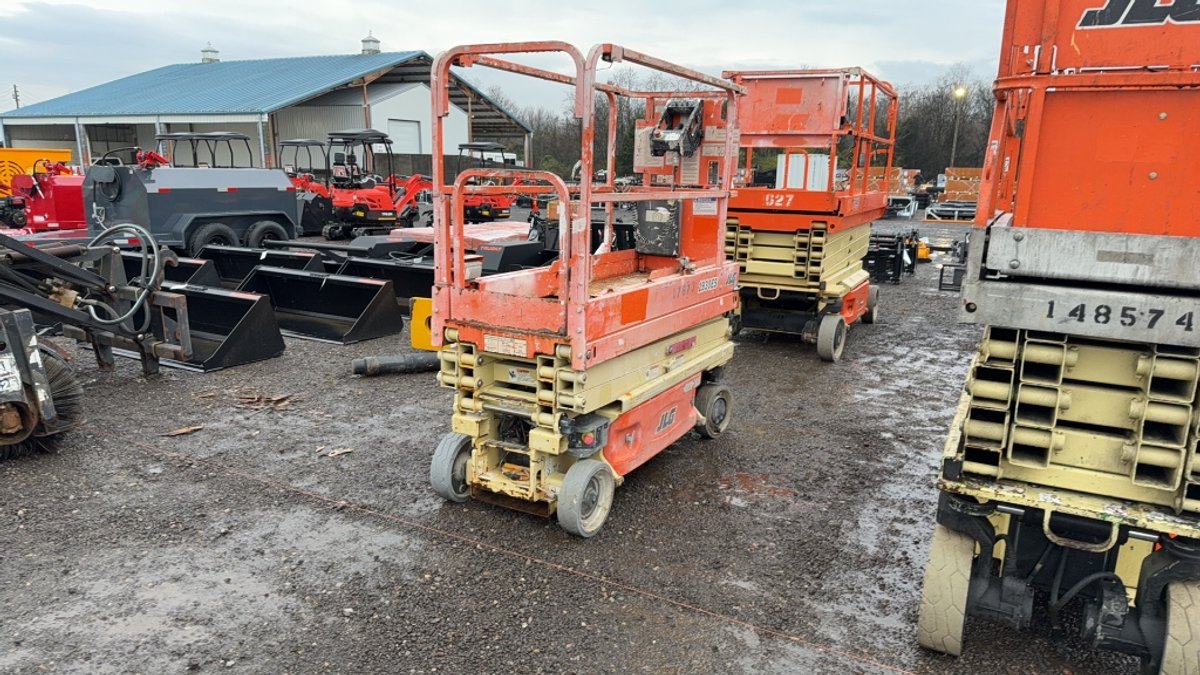 JLG 1930 ES ELECTRIC SCISSOR LIFT