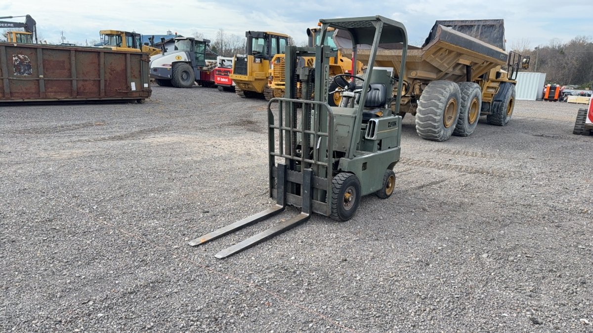 CLARK C20P FORKLIFT