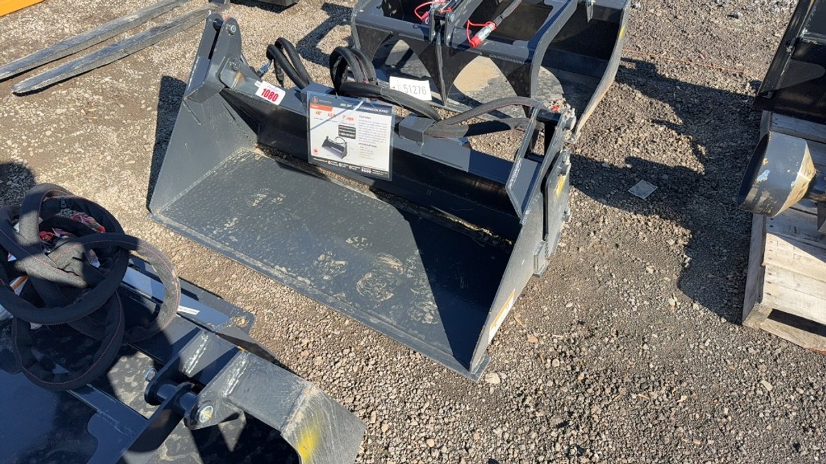 WOLVERINE 48" DINGO 4 IN 1 BUCKET