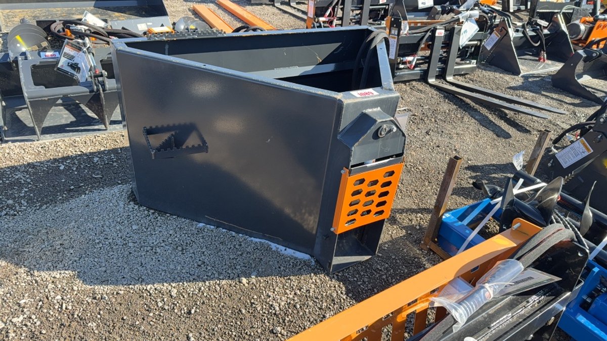 WOLVERINE SKID STEER CONCRETE BUCKET