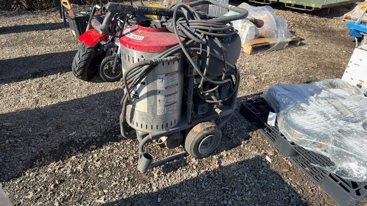 NORTHSTAR ELECTRIC HOT WATER PRESSURE WASHER