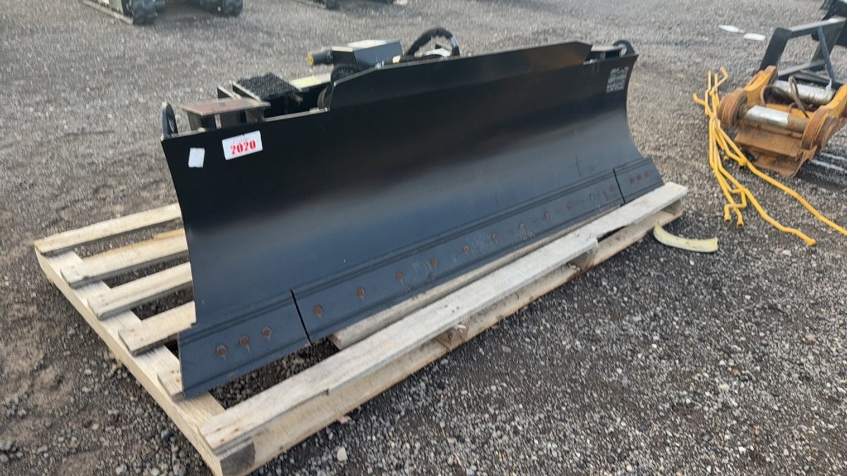 CAT 92" SKID STEER 6 WAY BLADE