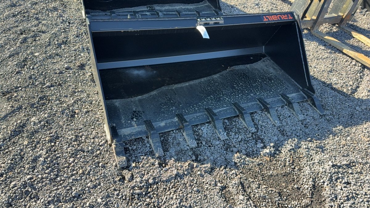 TRUBILT 66" SKID STEER TOOTH BUCKET
