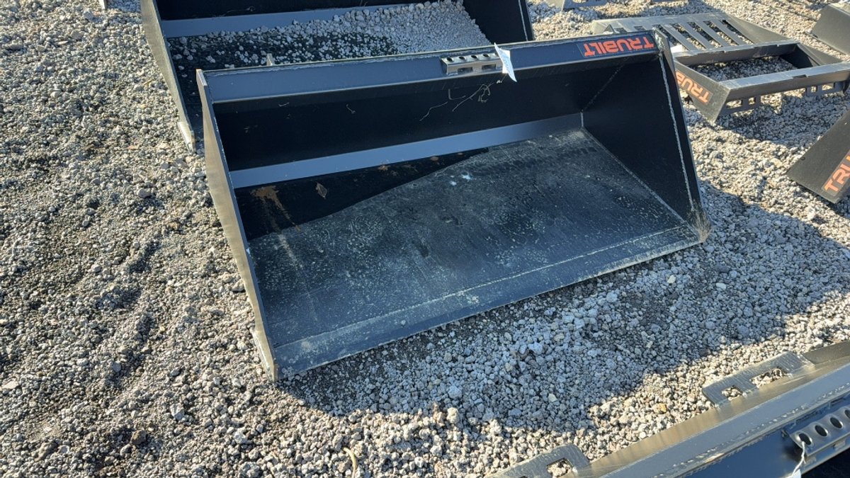 TRUBILT 60" SKID STEER SMOOTH BUCKET