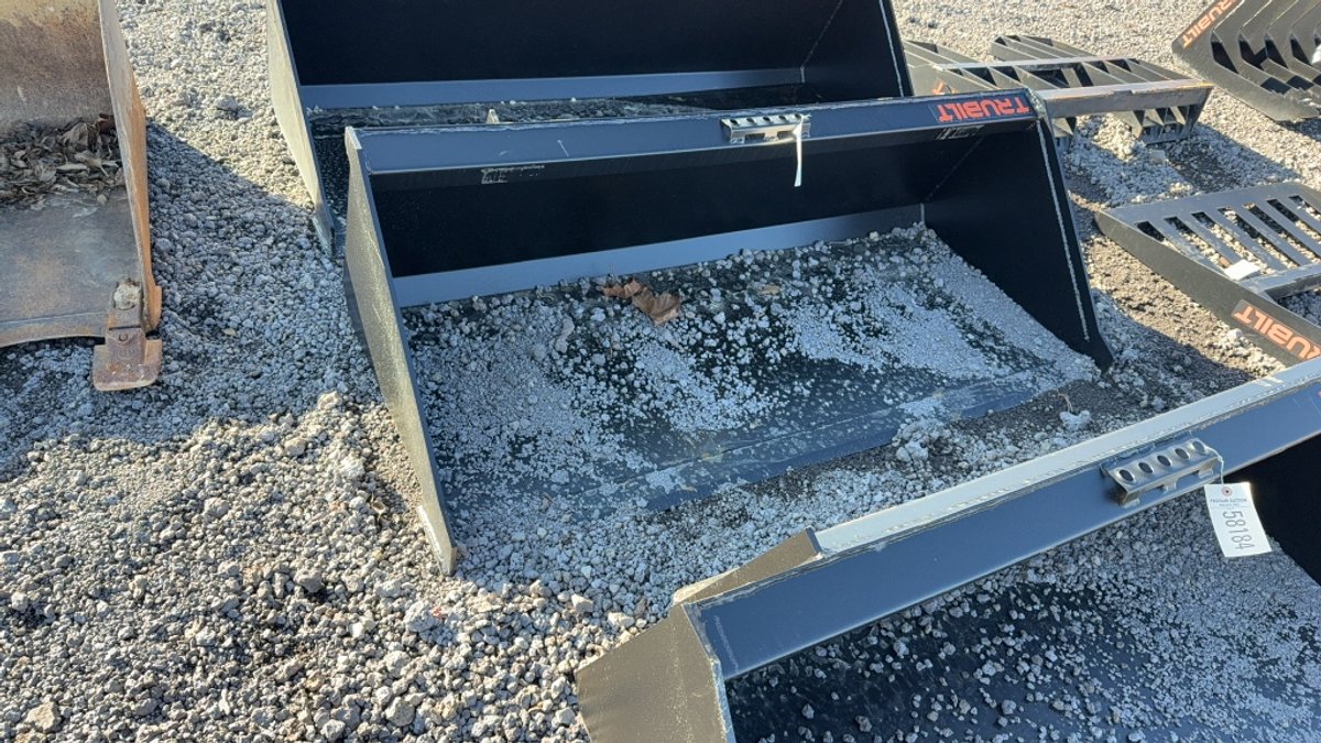TRUBILT 66" SKID STEER SMOOTH BUCKET