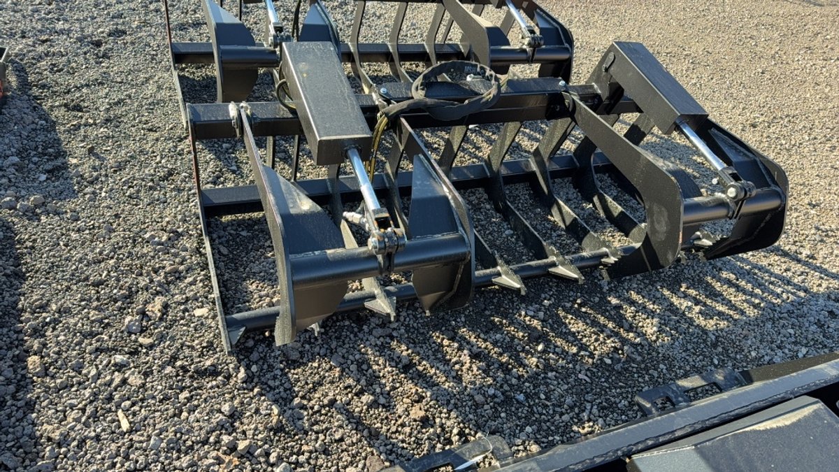 TRUBILT 72" SKID STEER 2 CYL GRAPPLE