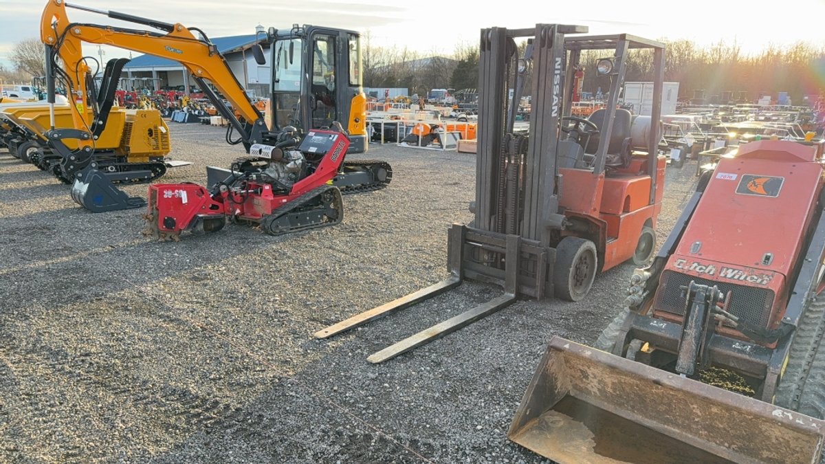 NISSAN LP FORKLIFT