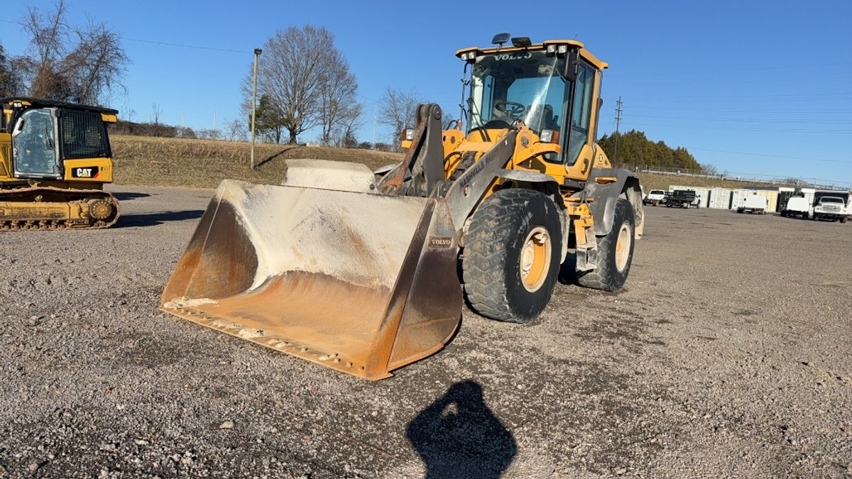 2014 VOLVO L90G ARTICULATING WHEEL LOADER