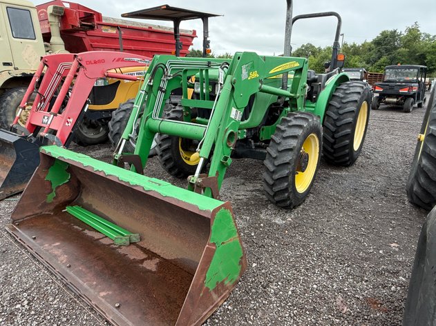 Image for JOHN DEERE 5425 TRACTOR