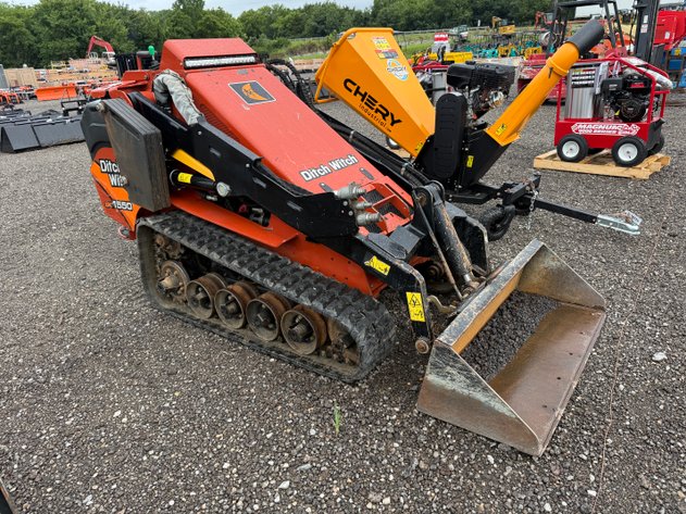 Image for 2021 DITCH WITCH JK 1550 TRACK DINGO
