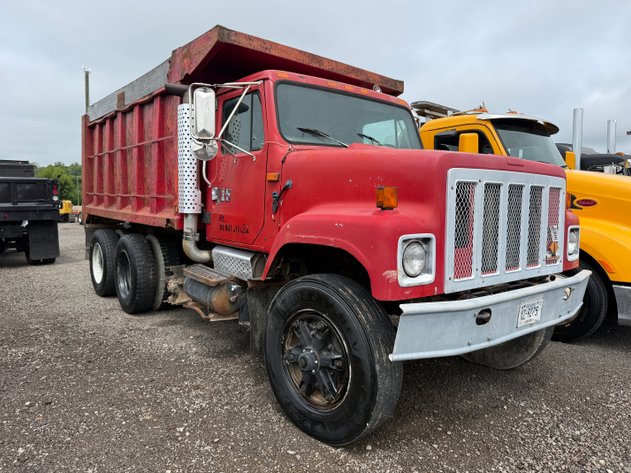 Image for 1990 INTERNATIONAL TRI AXLE DUMP TRUCK