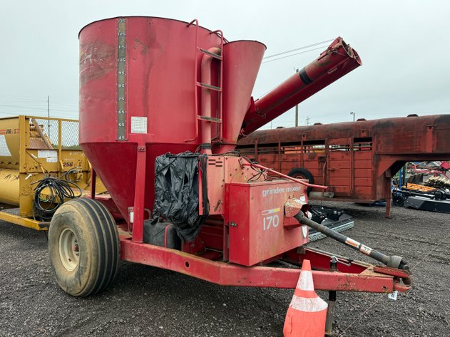 Image for GEHL 170 GRINDER MIXER