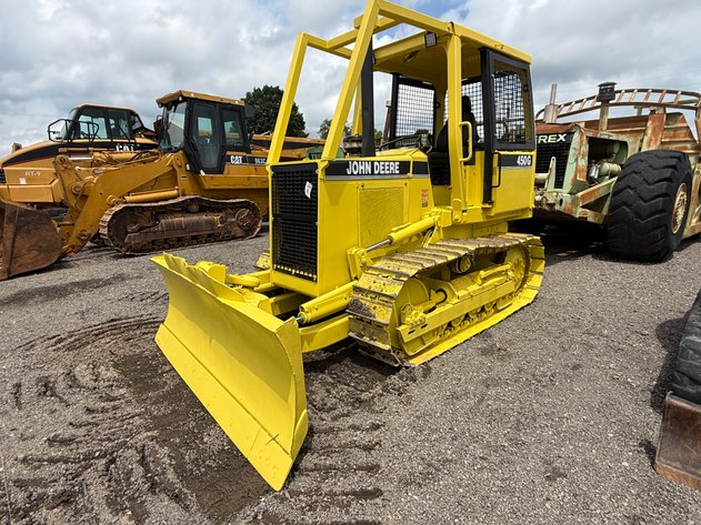 Image for JOHN DEERE 450 G DOZER
