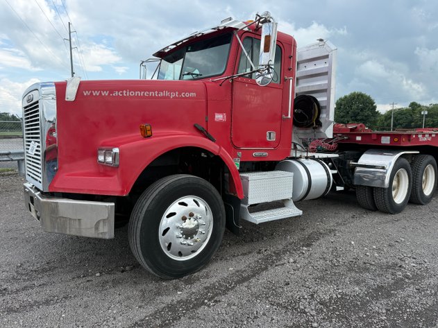 Image for 1997 FREIGHTLINER TANDEM AXLE ROAD TRACTOR